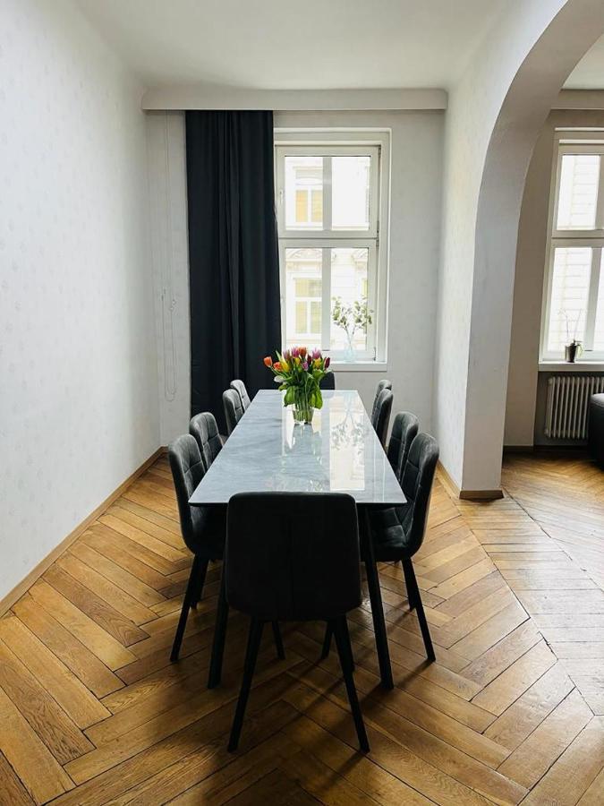 Beautiful City Centre Apartment Wien Ngoại thất bức ảnh