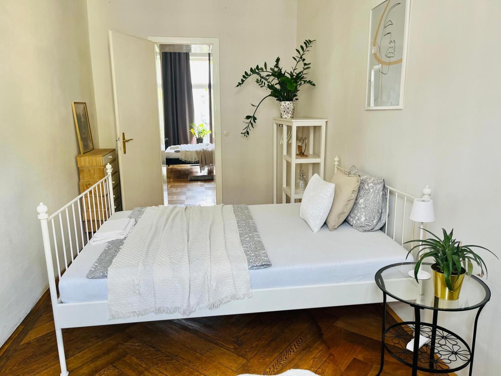 Beautiful City Centre Apartment Wien Ngoại thất bức ảnh